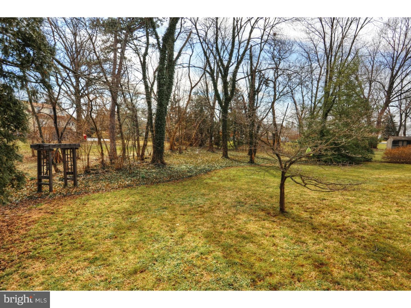 14 Egypt Road Norristown, PA 19403 - Photo 4 of 25 Gallery Image 4