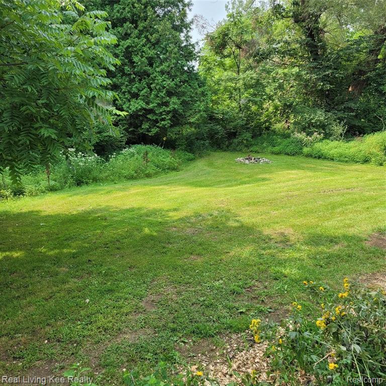 1866 Peppermill Road Lapeer, MI 48446 - Photo 26 of 33