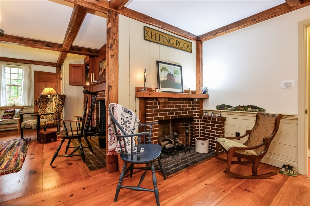2799 Mendon Road Cumberland, RI 02864 - Photo 5 of 27 family room