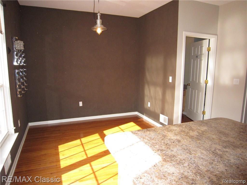 601 Cherry Orchard Road, Unit 142 Canton, MI 48188 - Photo 9 of 27