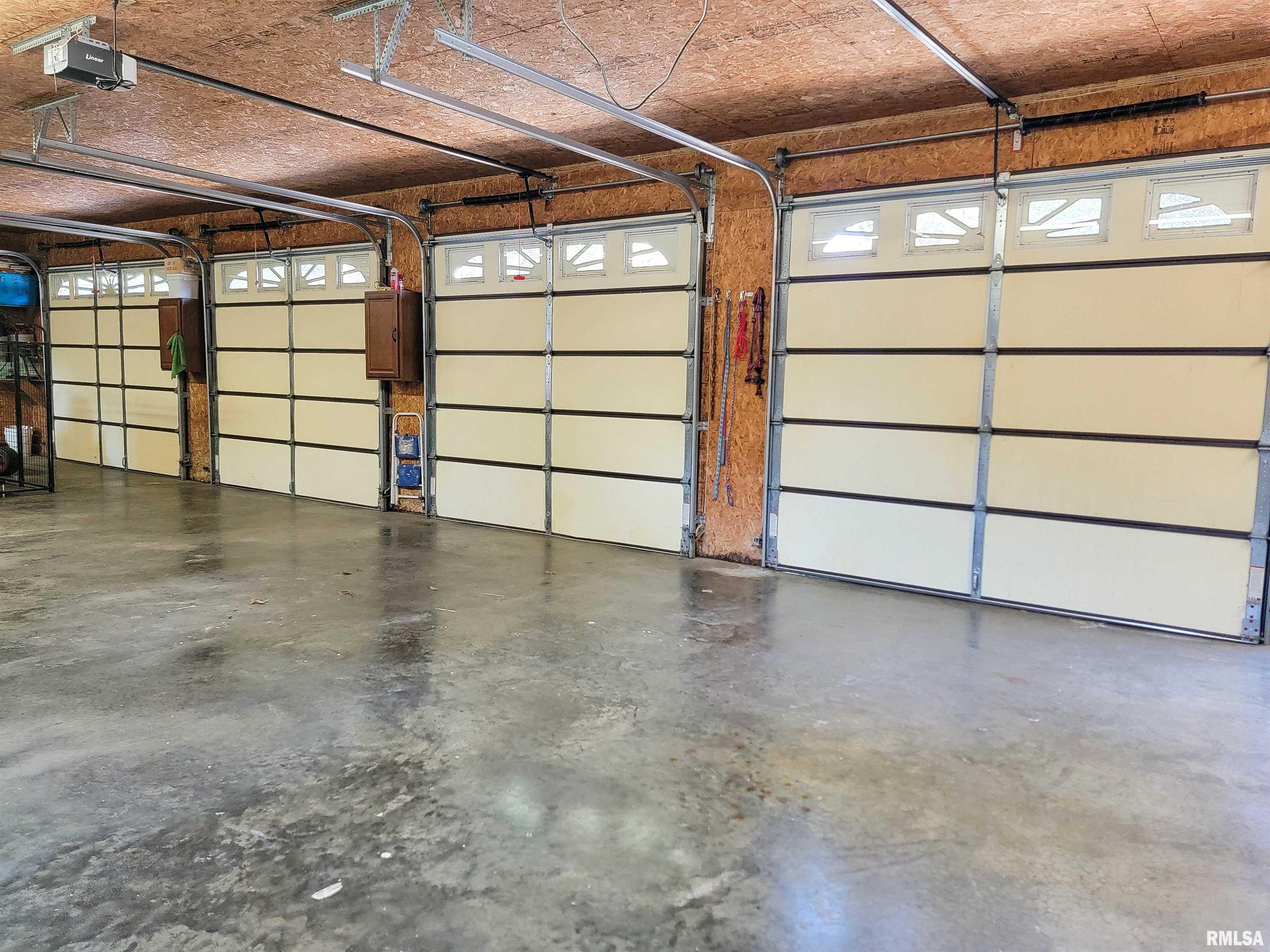 62 Hancock Drive Flora, IL 62839 - Photo 12 of 97