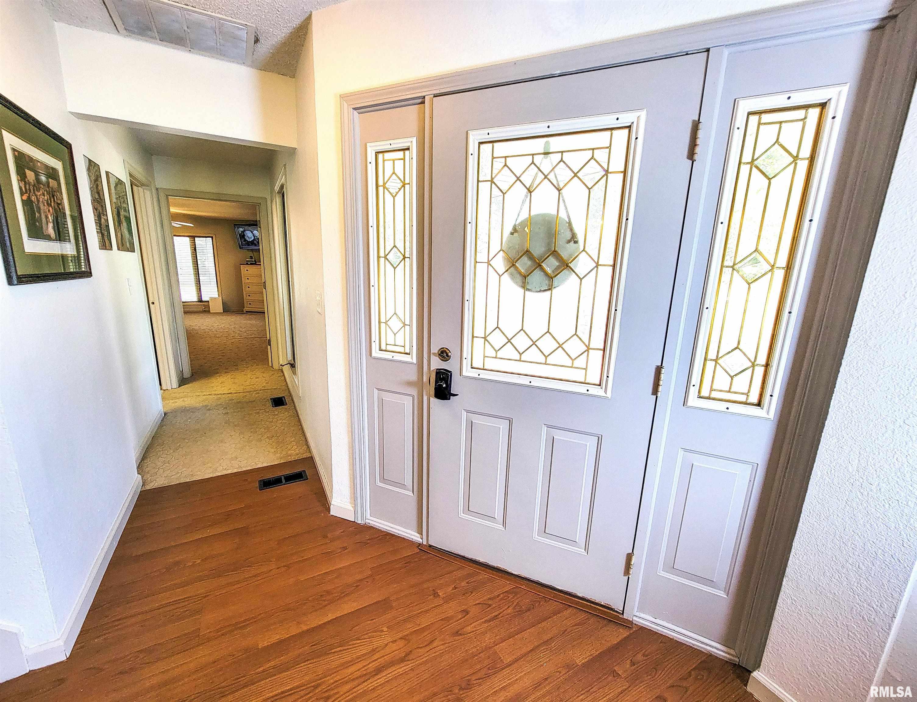 62 Hancock Drive Flora, IL 62839 - Photo 13 of 97