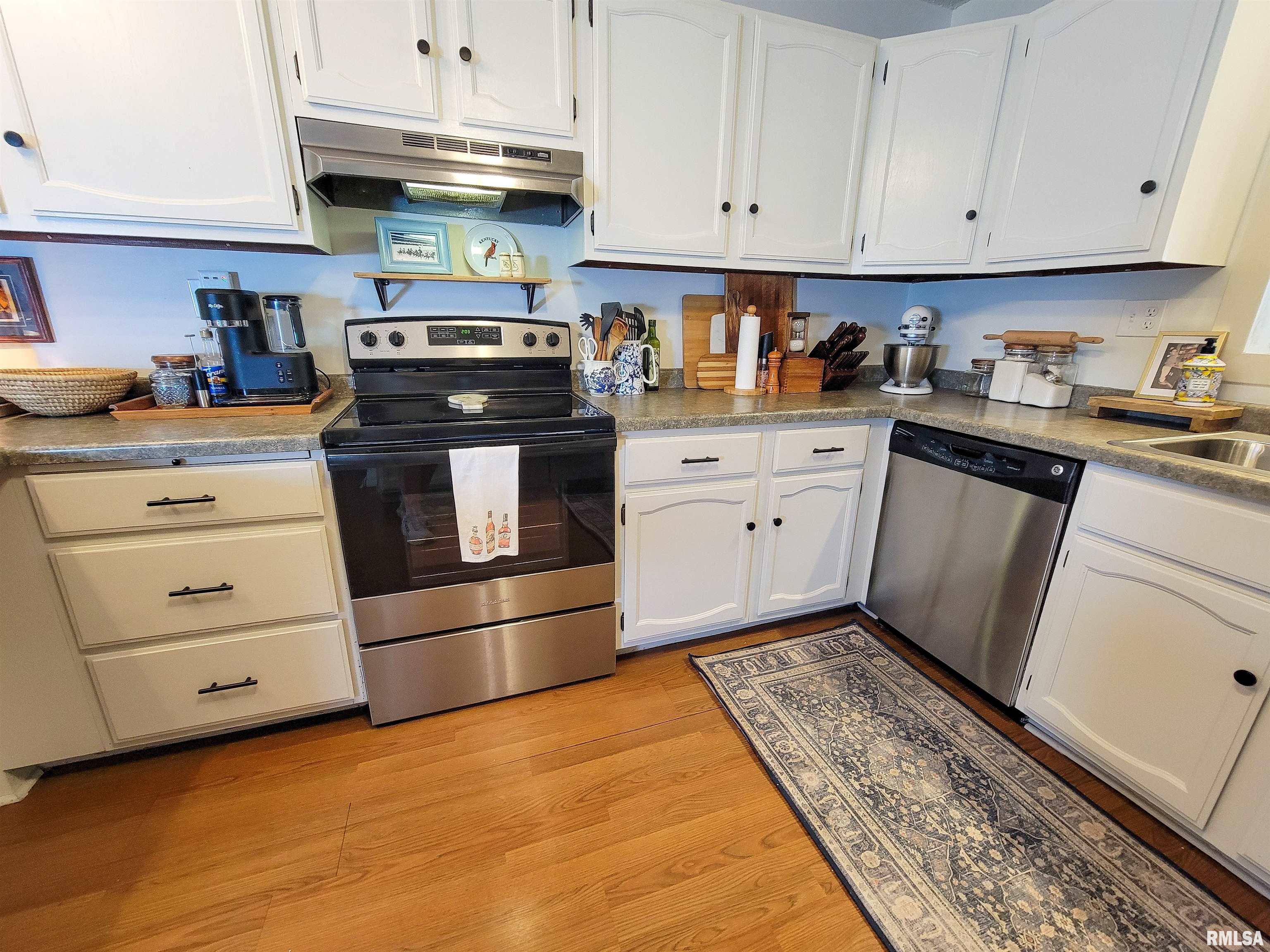 62 Hancock Drive Flora, IL 62839 - Photo 28 of 97