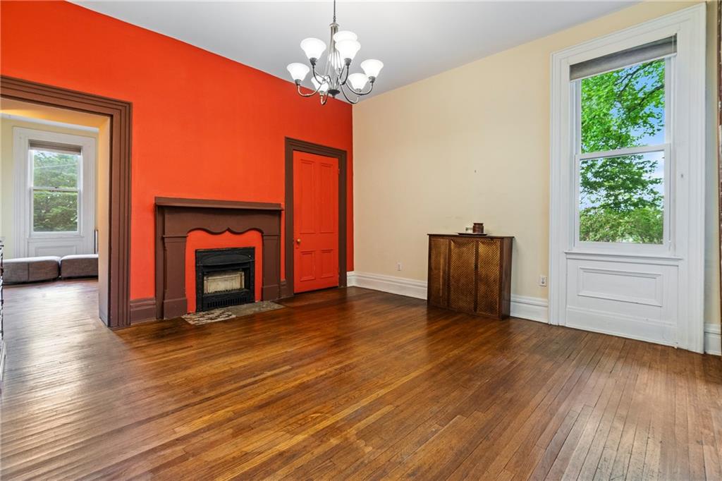 2738 Mt Royal Road Pittsburgh, PA 15217 - Photo 11 of 30