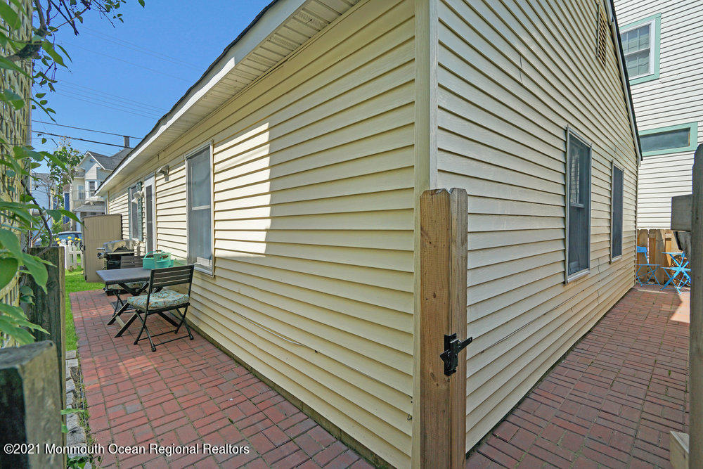 65 Heck Avenue Ocean Grove, NJ 07756 - Photo 3 of 15 dsc05941_1 (1)