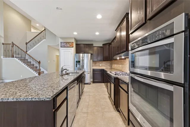 $2,800 | 10006 Forrester Trail, Katy, TX 77494