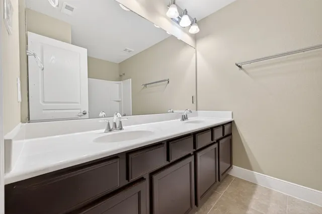 $2,800 | 10006 Forrester Trail, Katy, TX 77494