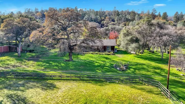 $725,000 | 19310 John Born Road, Penn Valley, CA 95946
