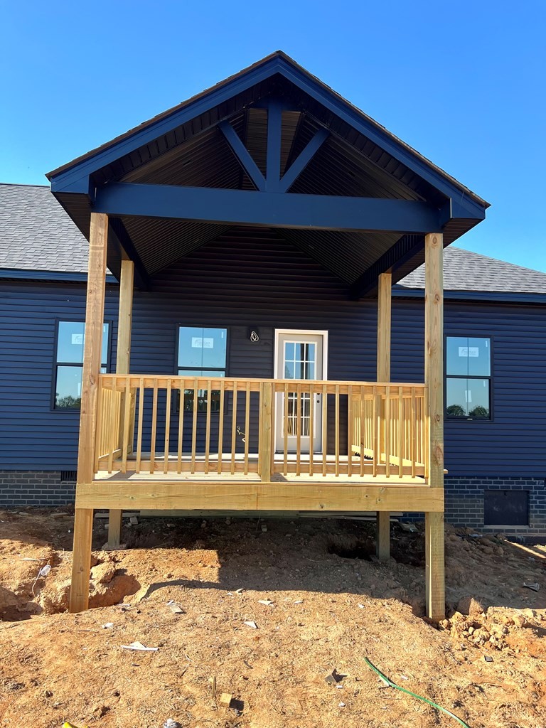 442 Old Major Road Hopkinsville, KY 42240 - Photo 29 of 29 a view of a house with wooden deck