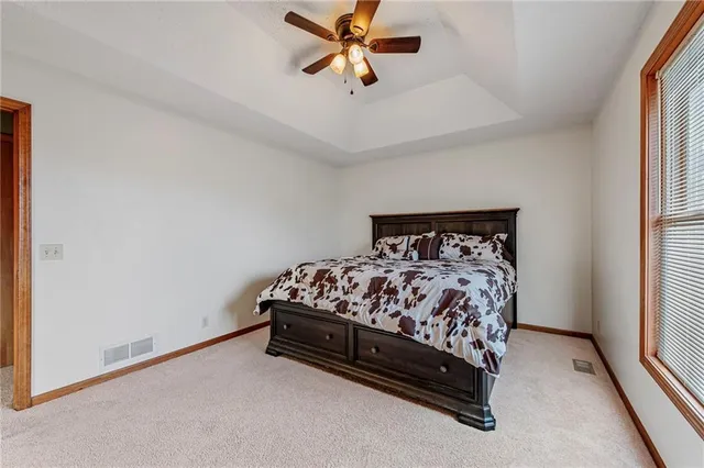 $285,000 | 2712 North 39th Terrace, St. Joseph, MO 64506