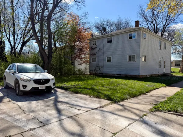 $199,000 | 6530 West Carmen Avenue, Unit 6532, Milwaukee, WI 53218