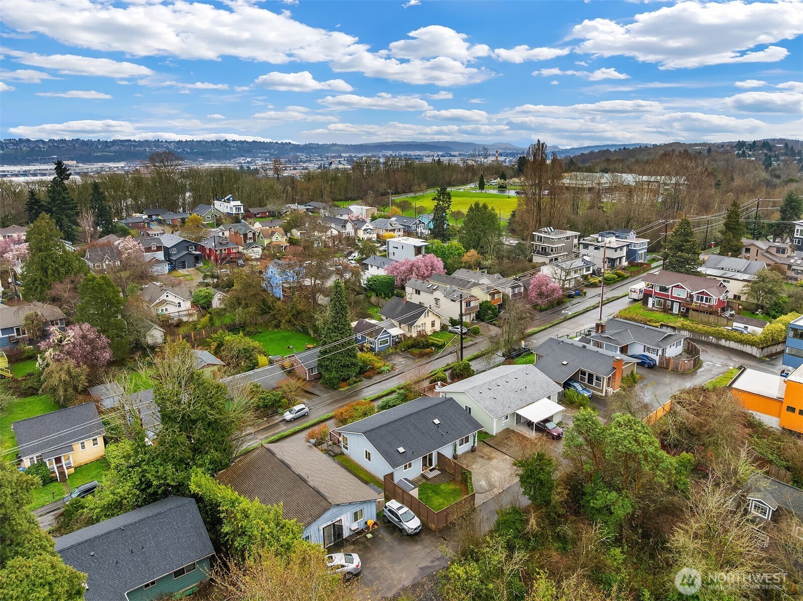 4115 21st Avenue Southwest Seattle, WA 98106 - Photo 29 of 31