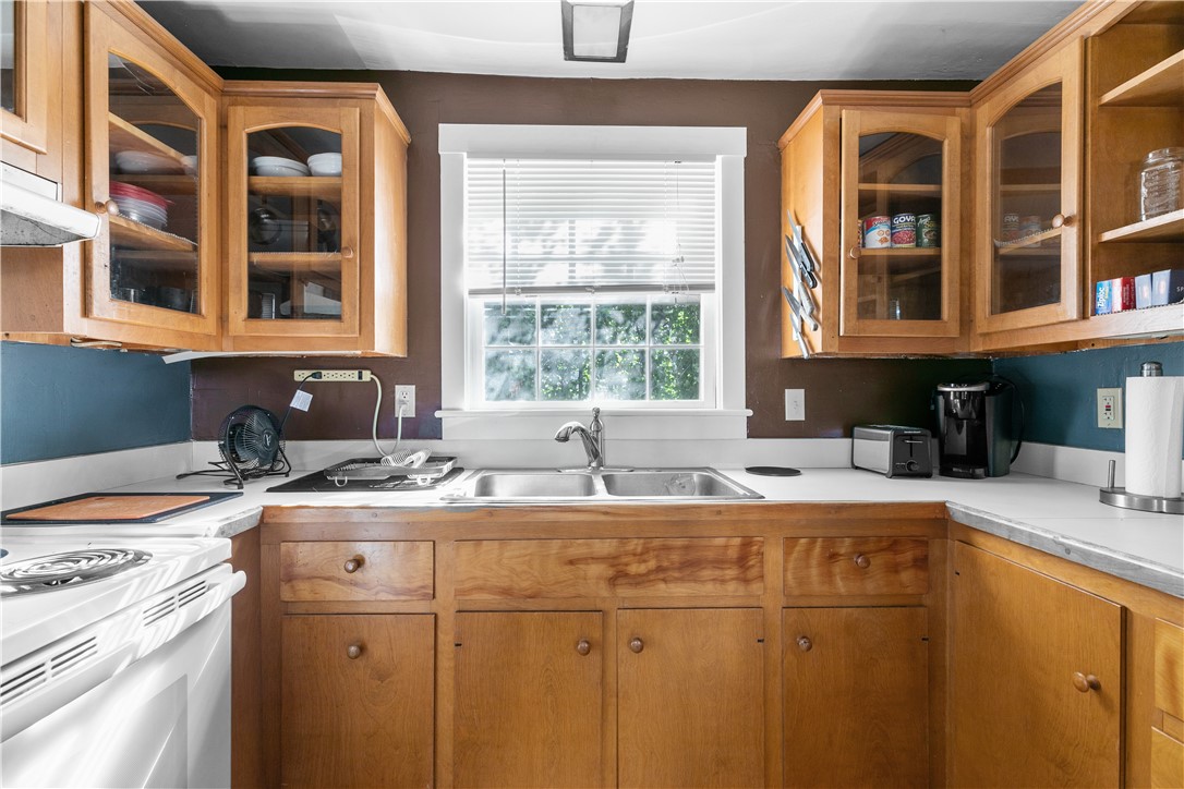 26 Perry Street, Unit 1 Newport, RI 02840 - Photo 22 of 27