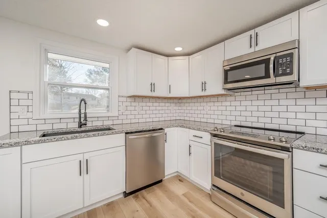 $239,900 | 5 Ridgeway Road, Rose Hill, KS 67133