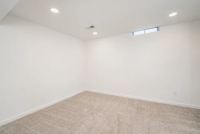 $239,900 | 5 Ridgeway Road, Rose Hill, KS 67133