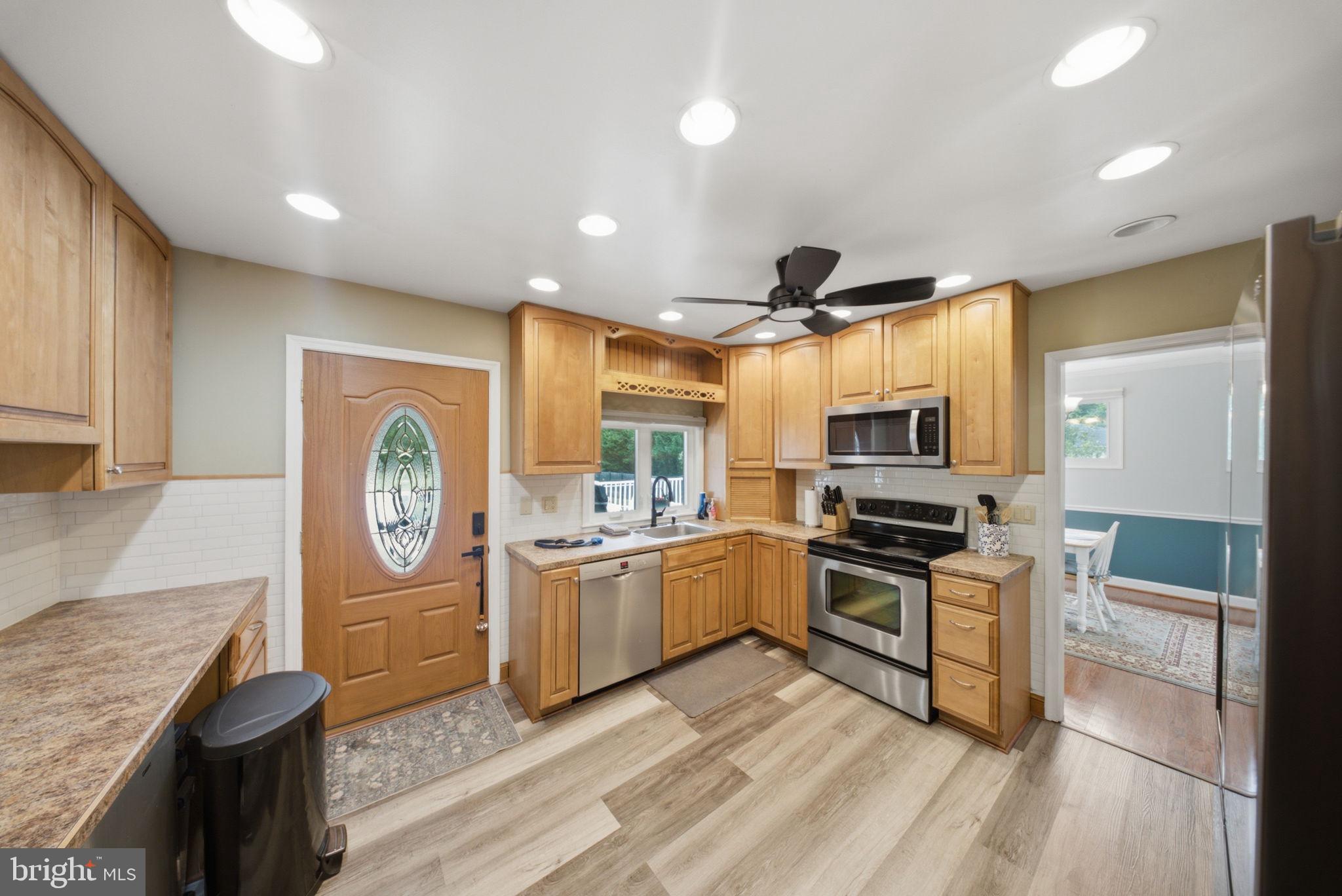 11802 Rivershore Drive Dunkirk, MD 20754 - Photo 8 of 30