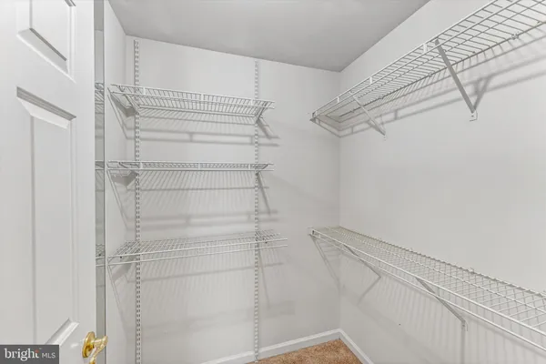 $325,000 | 10998 Koman Circle, Unit 203, Manassas, VA 20109