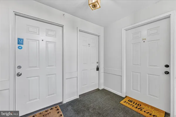 $325,000 | 10998 Koman Circle, Unit 203, Manassas, VA 20109