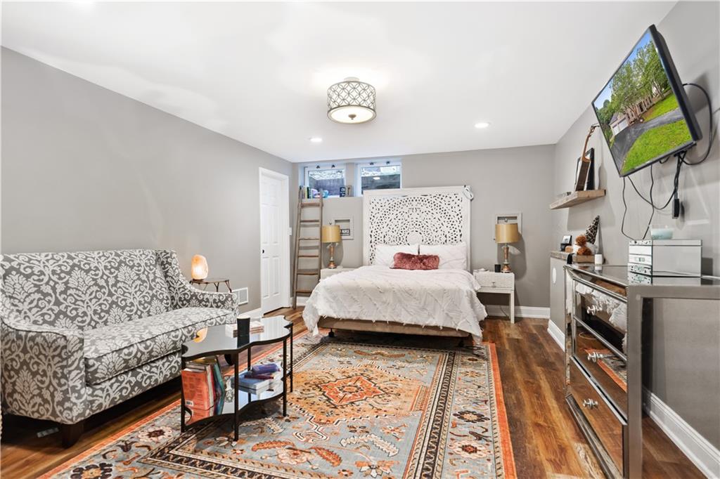 728 Franklin Road Mars, PA 16046 - Photo 17 of 25 Gallery Image 17