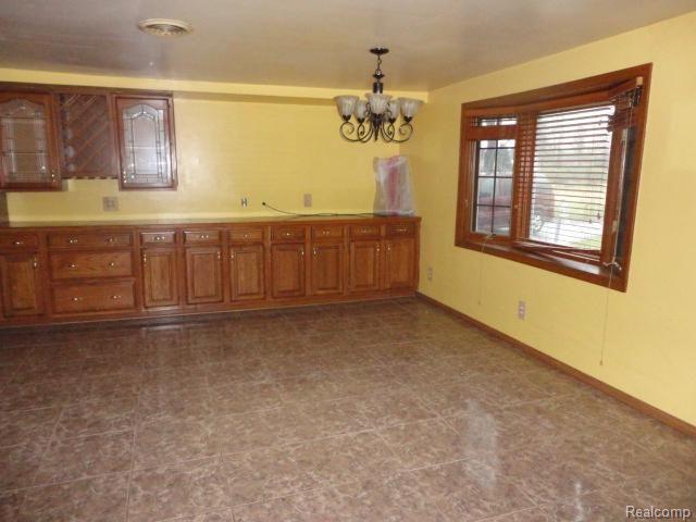 7516 State Road Fort Gratiot, MI 48059 - Photo 5 of 6 70092465 Kitchen