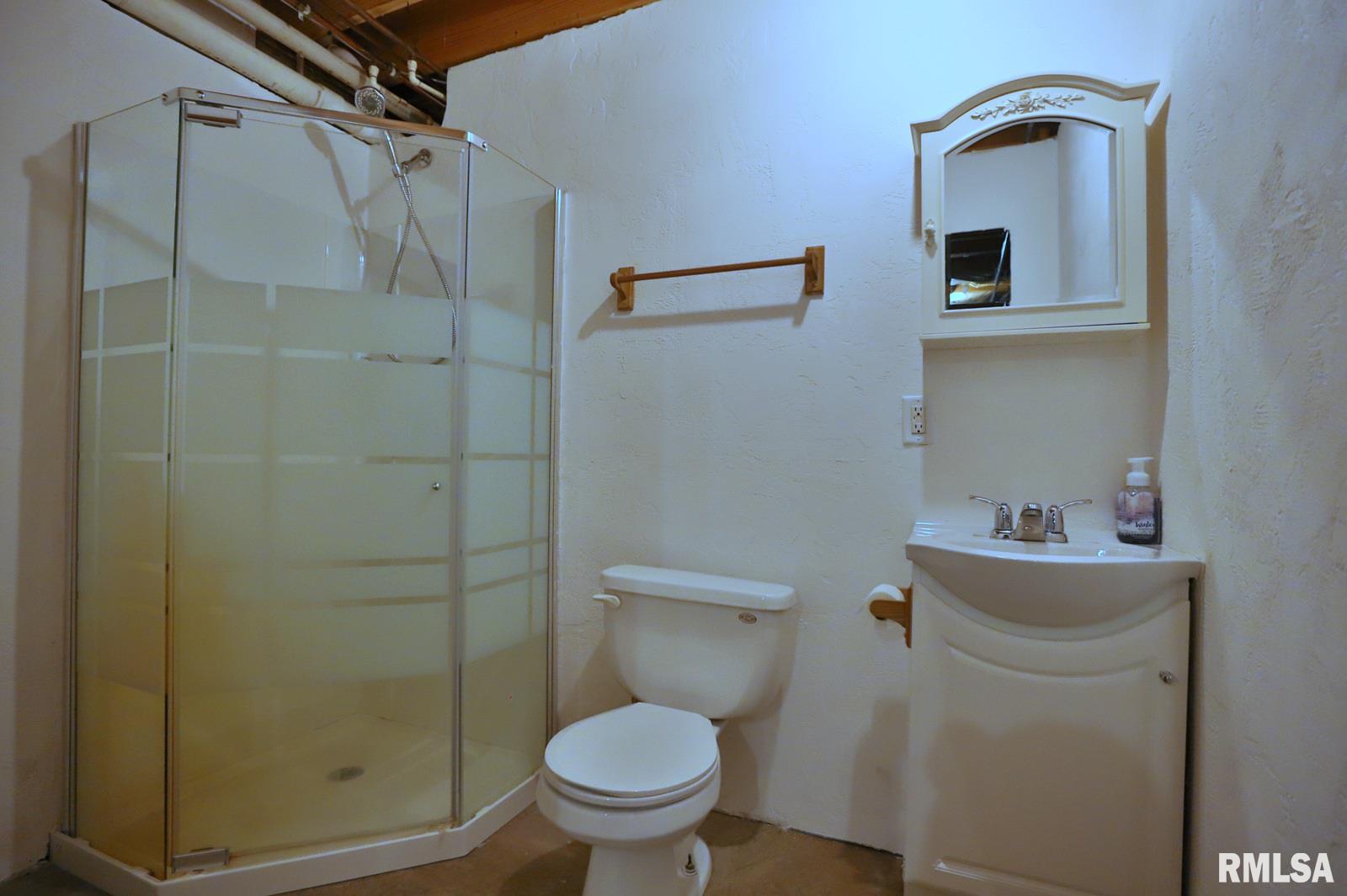 21713 North Hampton Road Chillicothe, IL 61523 - Photo 32 of 50 Gallery Image 32