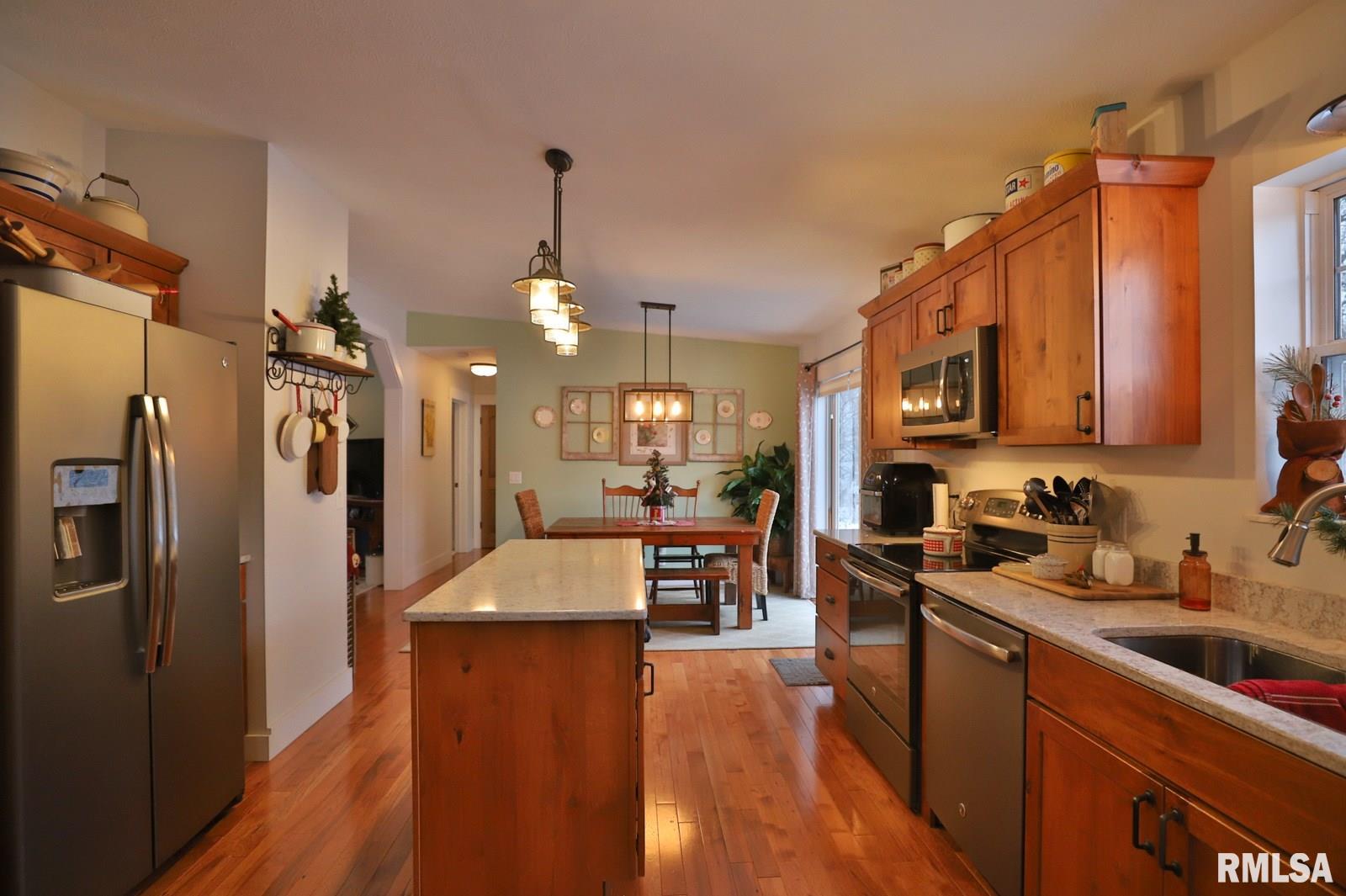21713 North Hampton Road Chillicothe, IL 61523 - Photo 8 of 50 Gallery Image 8
