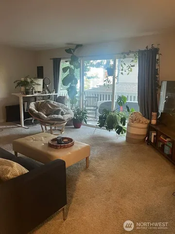 $2,250 | 5021 Ripley Lane North, Unit 108, Renton, WA 98056