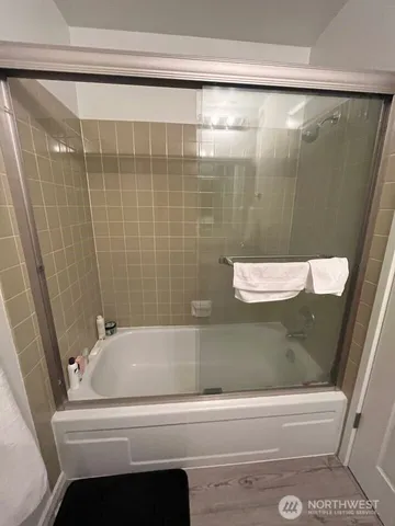 $2,250 | 5021 Ripley Lane North, Unit 108, Renton, WA 98056