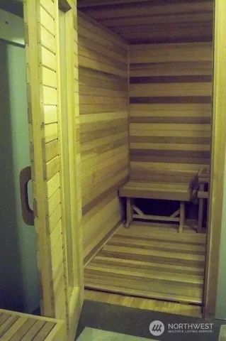 $2,250 | 5021 Ripley Lane North, Unit 108, Renton, WA 98056