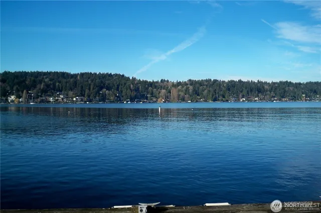 $2,250 | 5021 Ripley Lane North, Unit 108, Renton, WA 98056