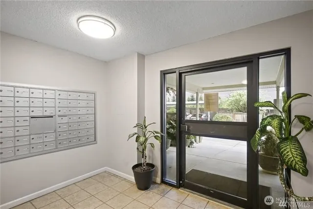 $2,250 | 5021 Ripley Lane North, Unit 108, Renton, WA 98056