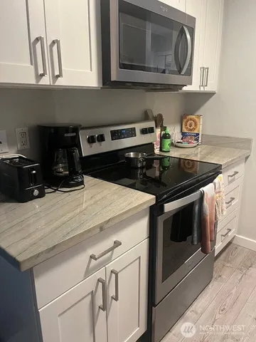 $2,250 | 5021 Ripley Lane North, Unit 108, Renton, WA 98056