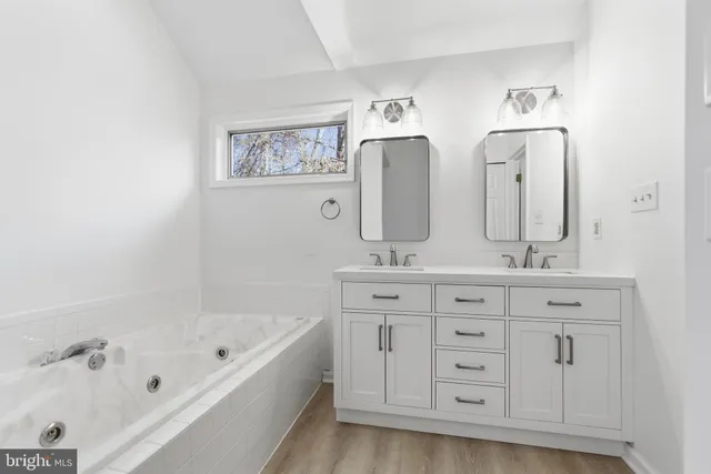 $2,995 | 425 Fernwood Drive, Severna Park, MD 21146