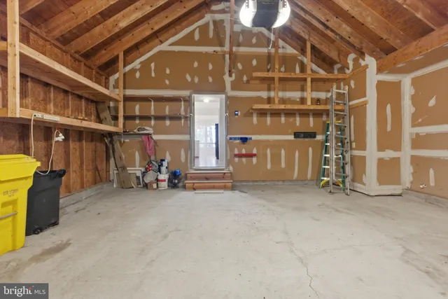 $2,995 | 425 Fernwood Drive, Severna Park, MD 21146