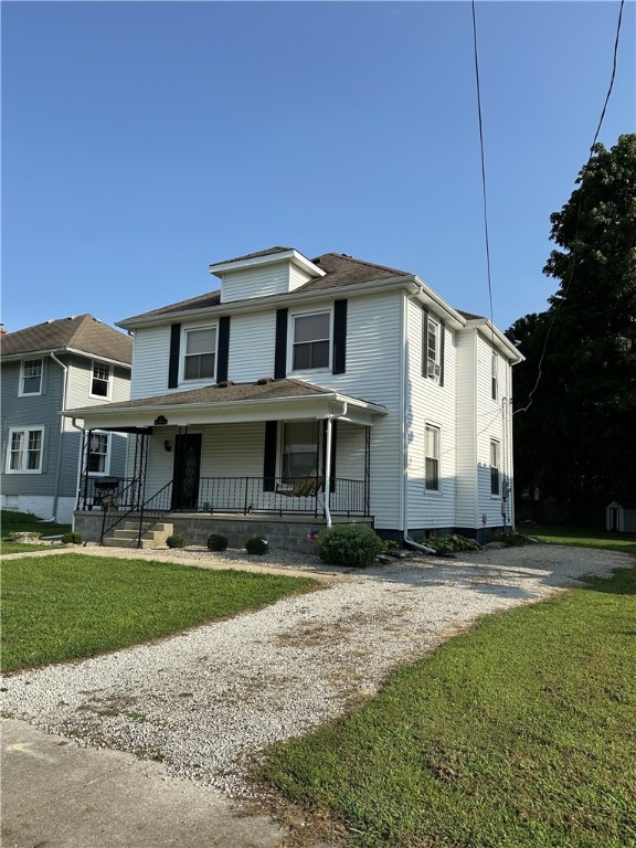 22 East Woodyard Avenue Ridge Farm, IL 61870 - Photo 2 of 6