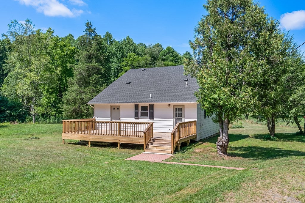 309 Timber Road Barren Springs, VA 24313 - Photo 4 of 66 Gallery Image 4