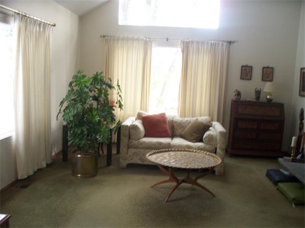 6 Olde Lantern Road Acton, MA 01720 - Photo 3 of 7 Gallery Image 3