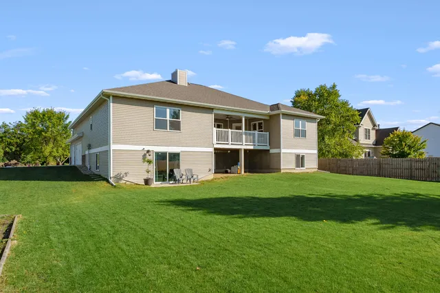 $564,000 | 1720 Carlisle Drive, St. Joseph, MI 49085