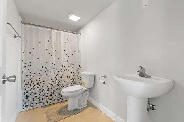 $564,000 | 1720 Carlisle Drive, St. Joseph, MI 49085