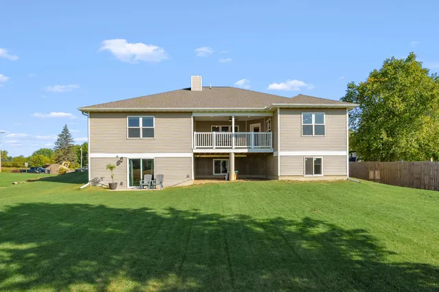 $564,000 | 1720 Carlisle Drive, St. Joseph, MI 49085