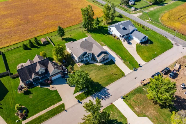 $564,000 | 1720 Carlisle Drive, St. Joseph, MI 49085