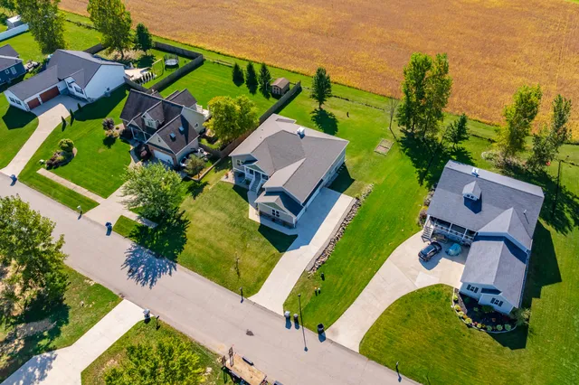 $564,000 | 1720 Carlisle Drive, St. Joseph, MI 49085