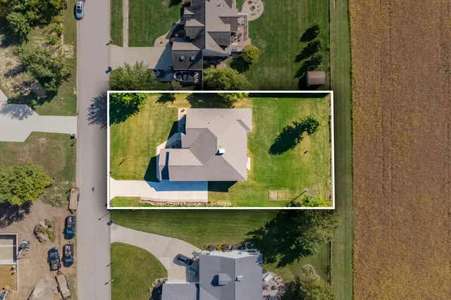 $564,000 | 1720 Carlisle Drive, St. Joseph, MI 49085