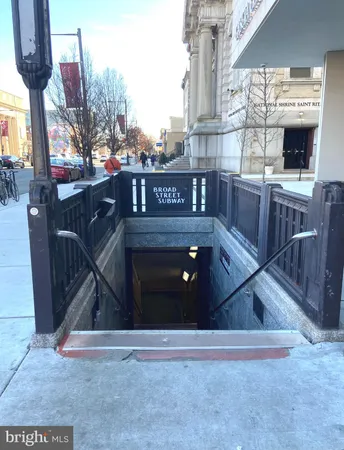 $1,700 | 1100 South Broad Street, Unit 309B, Philadelphia, PA 19146