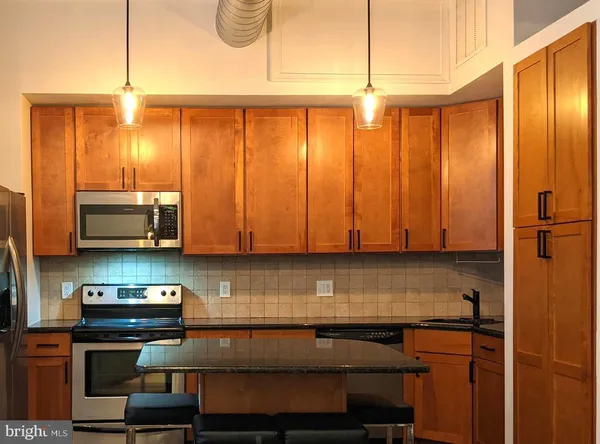 $1,700 | 1100 South Broad Street, Unit 309B, Philadelphia, PA 19146