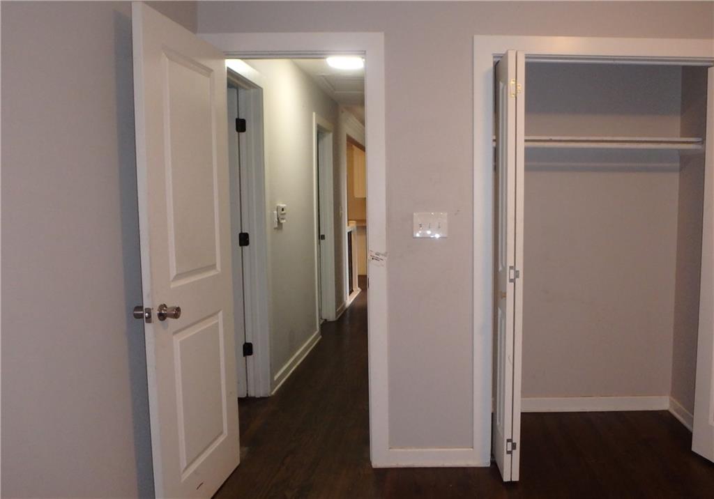 7332 Parallel Parkway Kansas City, KS 66112 - Photo 13 of 22