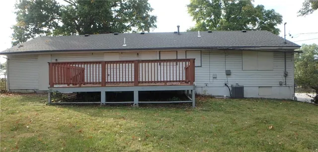 $225,000 | 7332 Parallel Parkway, Kansas City, KS 66112