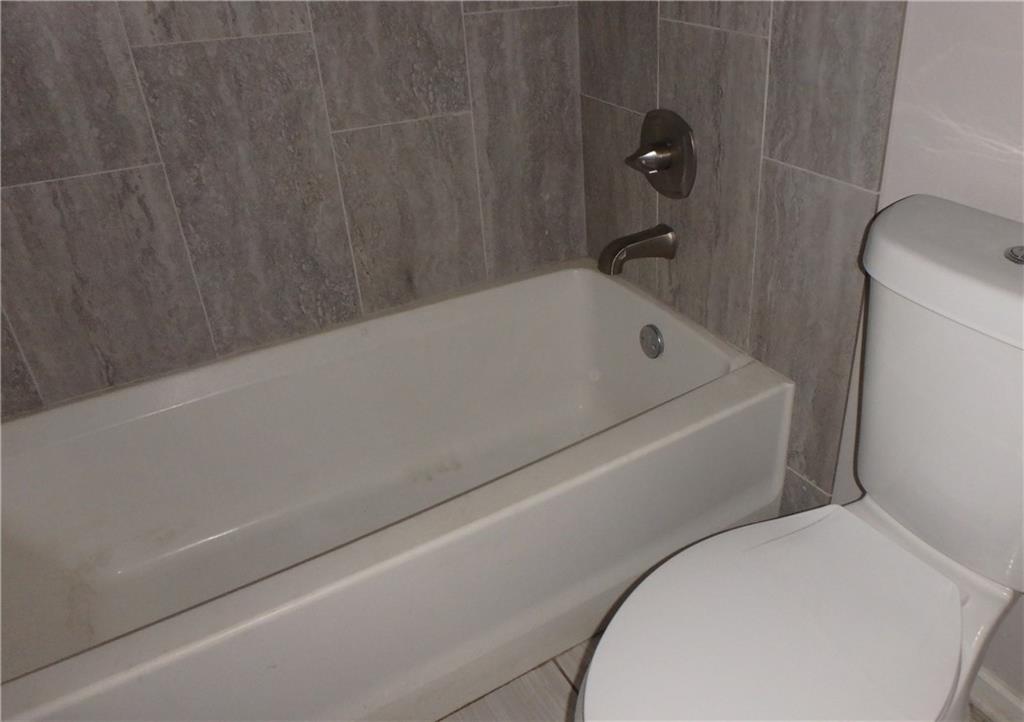 7332 Parallel Parkway Kansas City, KS 66112 - Photo 9 of 22