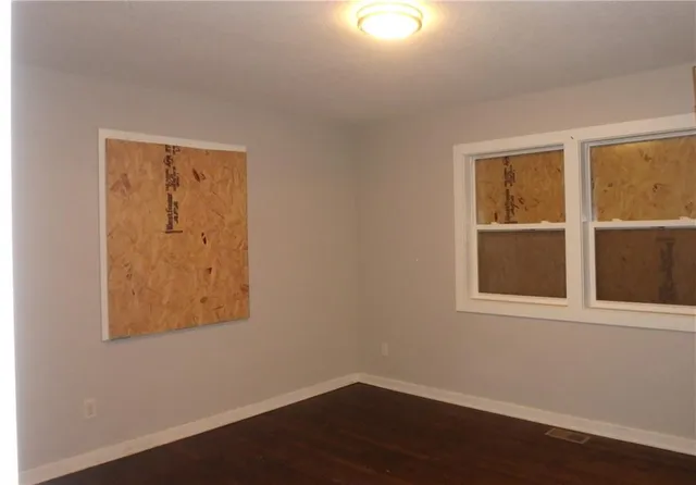 $225,000 | 7332 Parallel Parkway, Kansas City, KS 66112