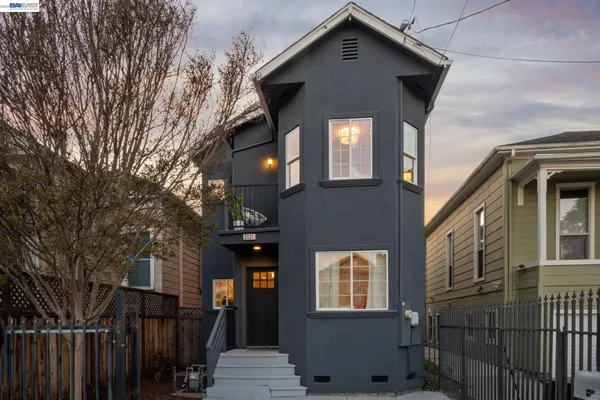 $749,000 | 2431 Linden Street, Oakland, CA 94607